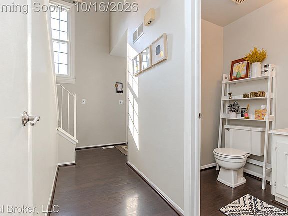 4th image of 24671 Bashian Dr
