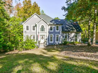 5495 Overbend Trl, Suwanee, GA 30024