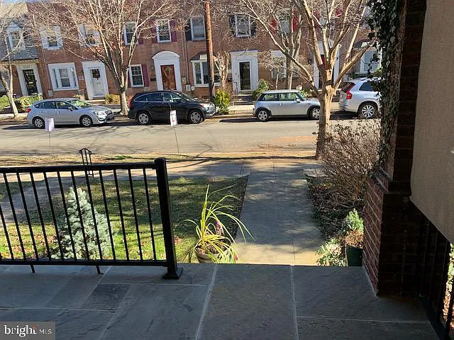 2314 Huidekoper Pl NW — Photo 22