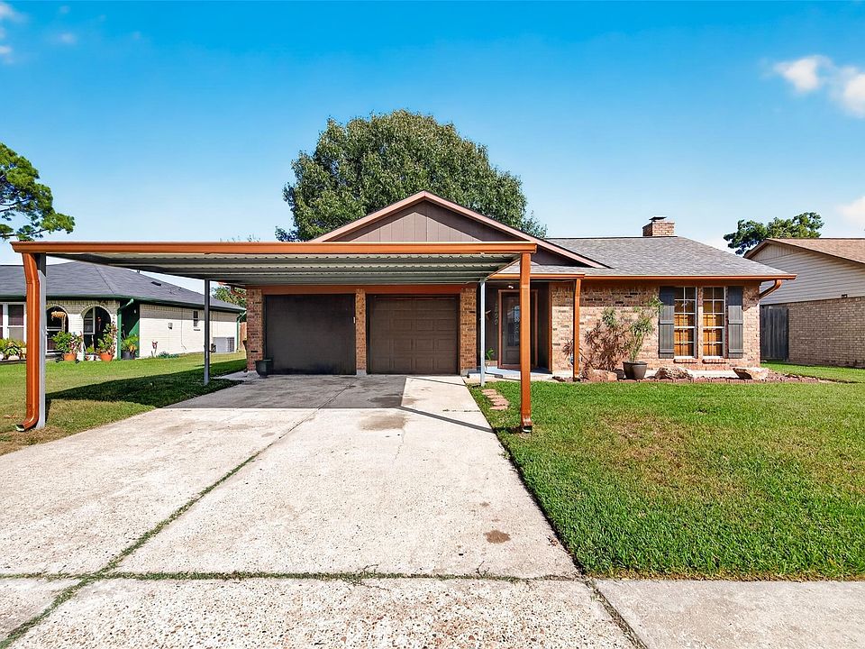 1st image of 4809 Yellowstone Dr