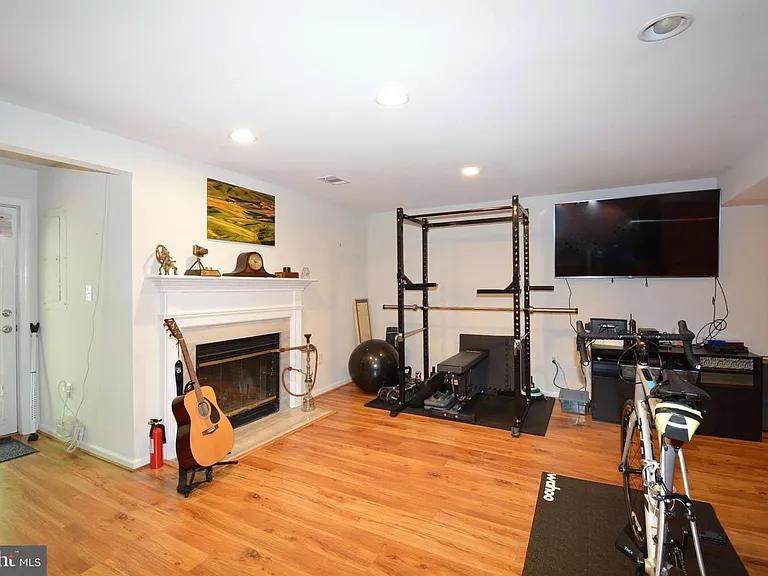 6153 Summer Park Ln — Photo 34