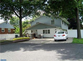 32 W 6th Ave, Runnemede, NJ 08078