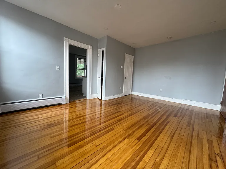 39-B07 Charter Oak Pl #B07 — Photo 2