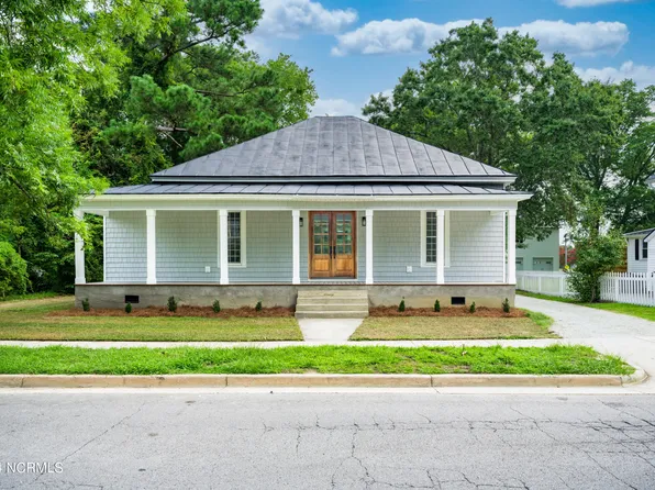 108 E Hargett Street, Richlands, NC 28574