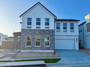 101 Paddlewheel, Lake Forest, CA 92630