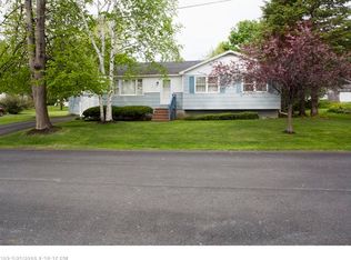 12 Dartmouth St, Bangor, ME 04401