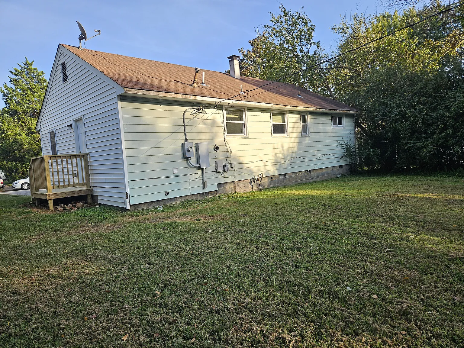 3 bed, 1.5 bath, 1000 sqft, $1,425 — Photo 2