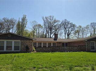 185 Garnet Ln, Cape Girardeau, MO 63701