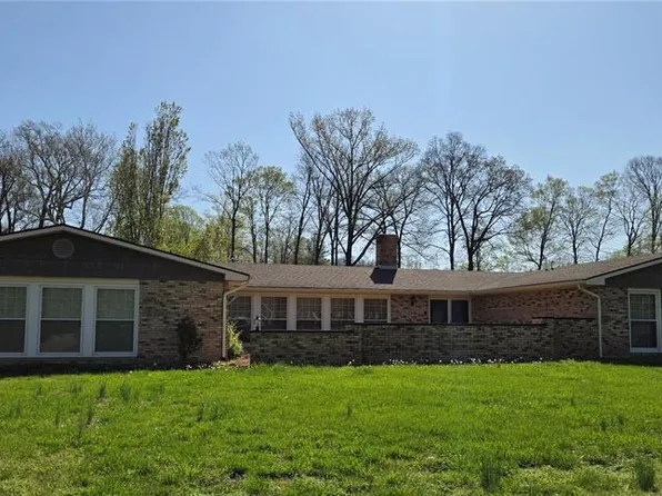 185 Garnet Ln, Cape Girardeau, MO 63701