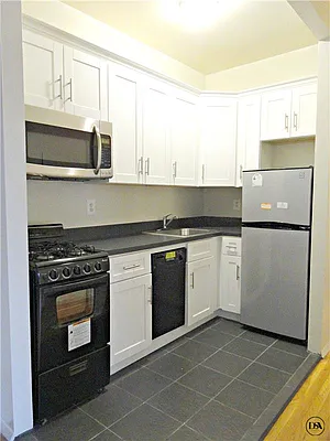 Rented by DSA Realty | media 34