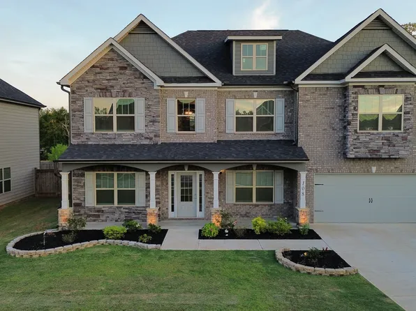 108 Lacey Oak Ln, Bonaire, GA 31005