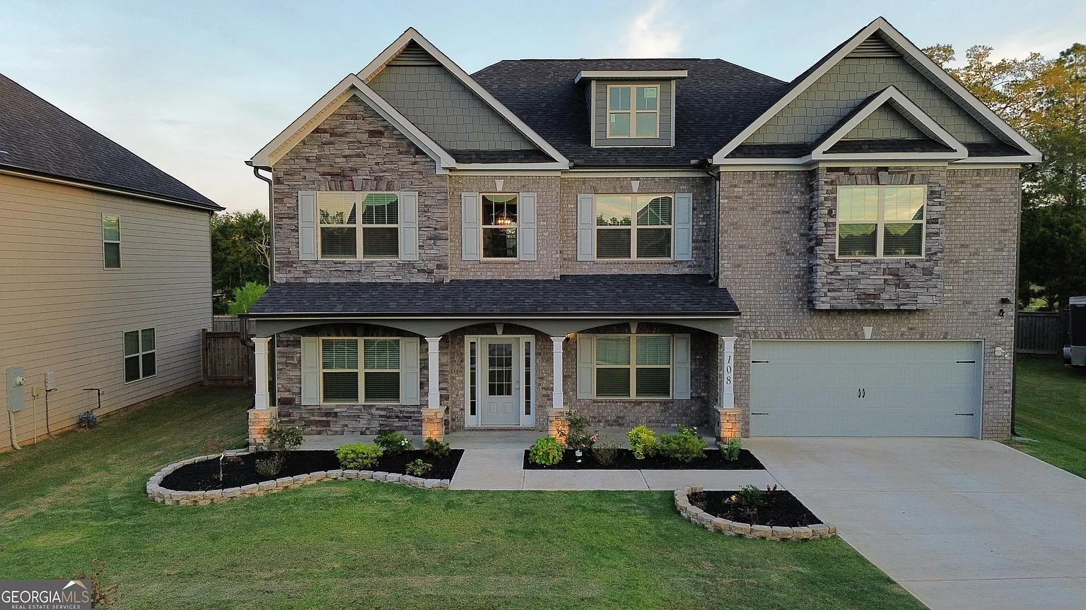 108 Lacey Oak Ln photo 1