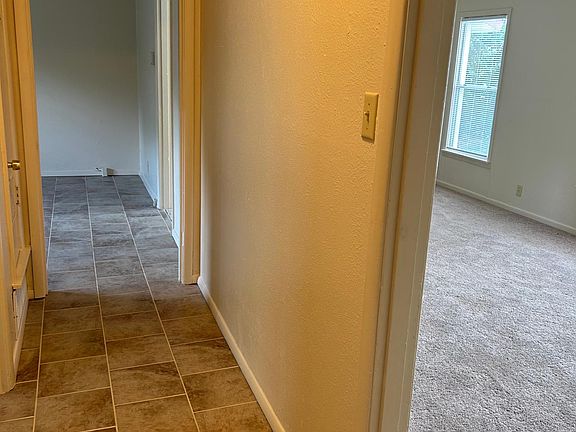 3rd image of 5208 Stephanie Dr