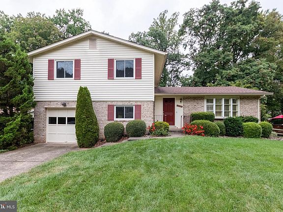 2nd image of 5018 Wheatstone Dr