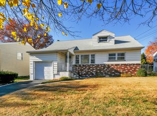 1993 Myrtle St, Union, NJ 07083