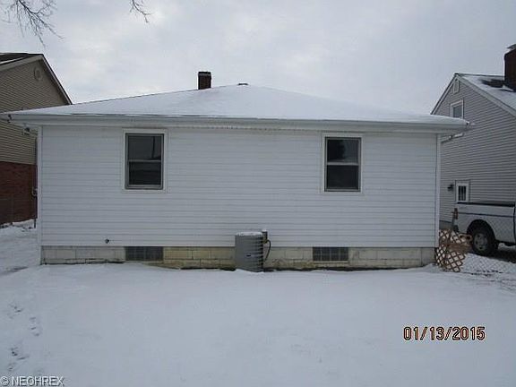 3rd image of 1104 Highland Park Blvd