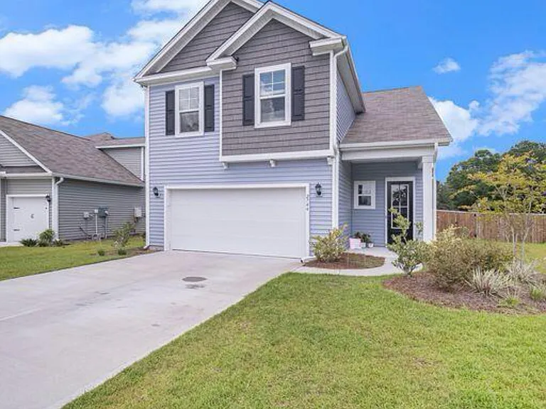 2744 Harmony Lake Dr — Photo 2