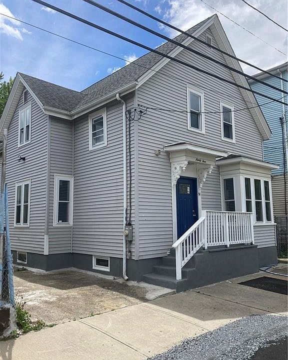 2nd image of 94 Chester Ave