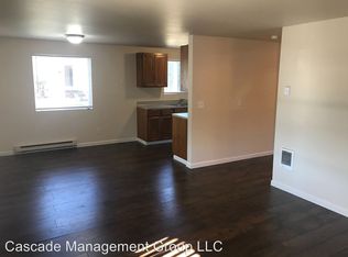 1311 6th St NW APT 1, Salem, OR