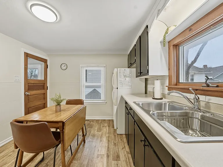 27 Winfield Ave #UPPER — Photo 14