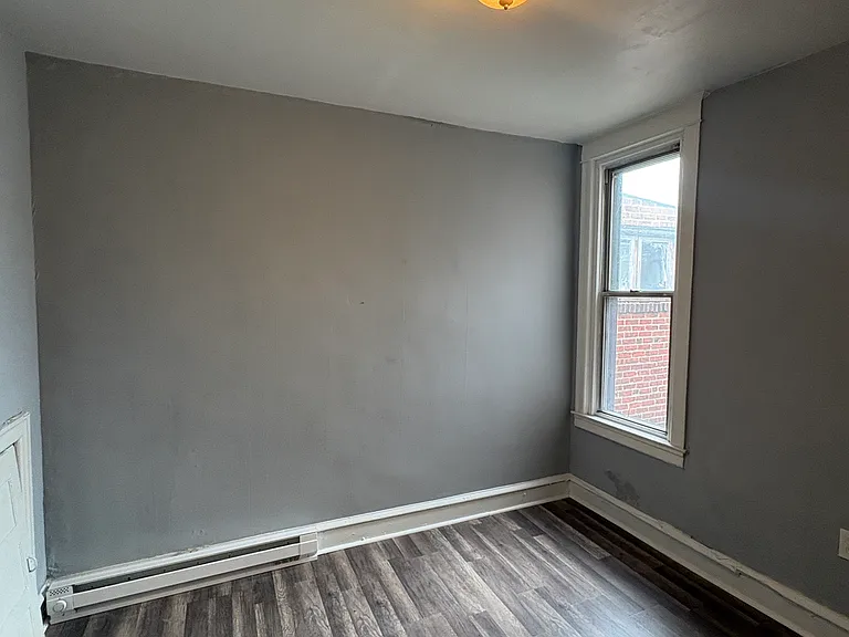 1700 N Edgewood St — Photo 18