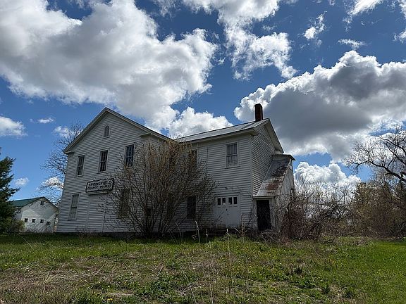 2nd image of 2420 County Highway 31