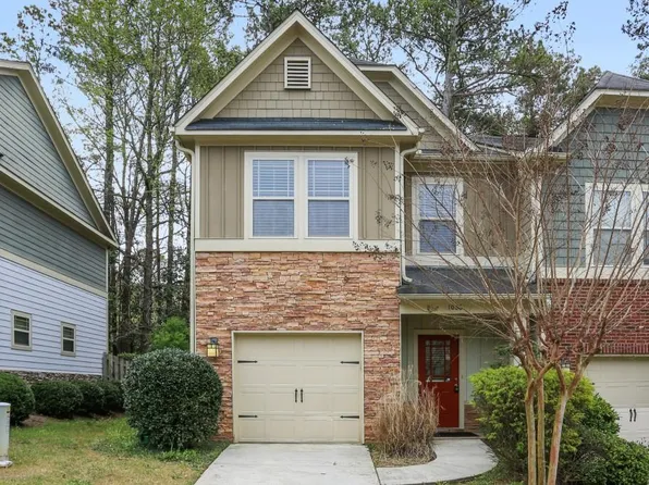 1068 N Village Dr, Decatur, GA 30032
