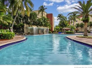 9531 Fontainebleau Blvd APT 110, Miami, FL 33172