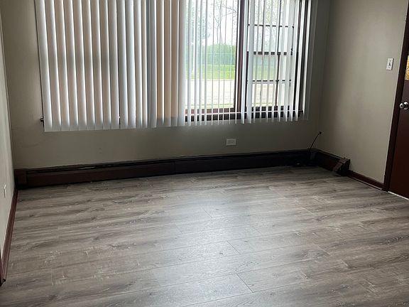 2nd image of 7831 Roberts Rd #1