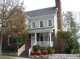 206 Eastgreen Dr, Chapel Hill, NC 27516
