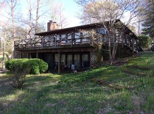 6193 Smith Mountain Rd, Penhook, VA 24137