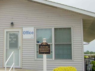 Sunrise Terrace, Newton, IA 50208