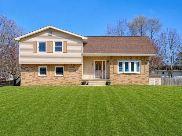 1190 Ferndale Rd, Jackson, MI 49201