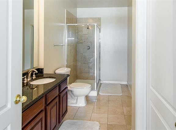 5th image of 3225 Turtle Creek Blvd APT 1656