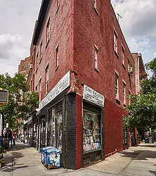 Rented by R New York