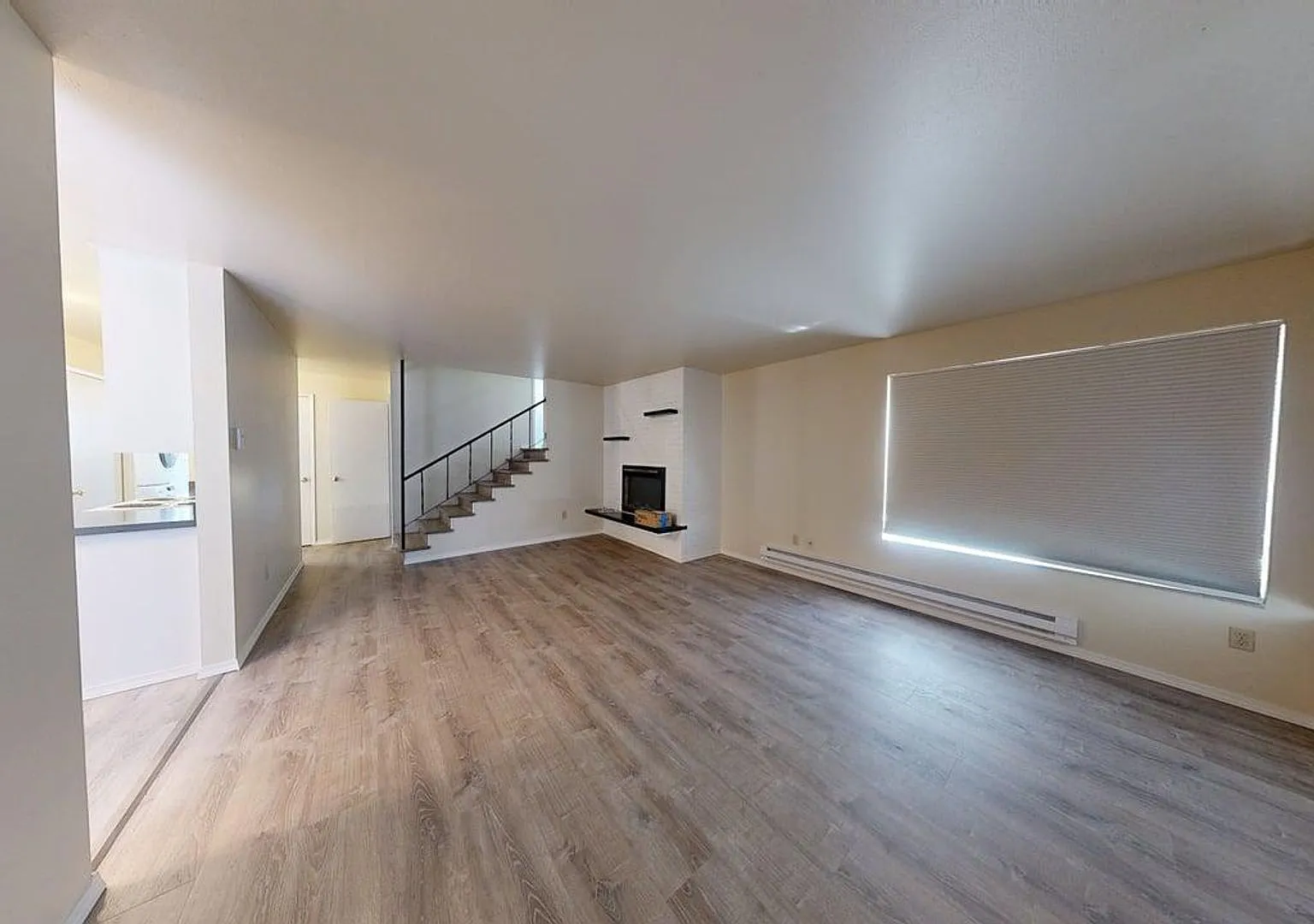 Apres Ballard Apartments — Photo 3