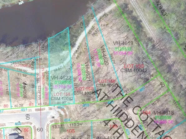 455 Hidden Creek Trl #158, Green Bay, WI 54303