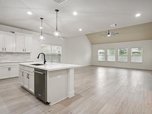 5th image of 2732 Rogliano Ln