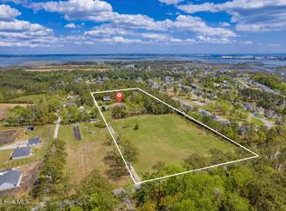 1630 N 20th St, Morehead City, NC 28557