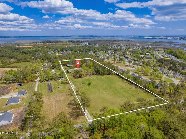 1630 N 20th Street, Morehead City, NC 28557