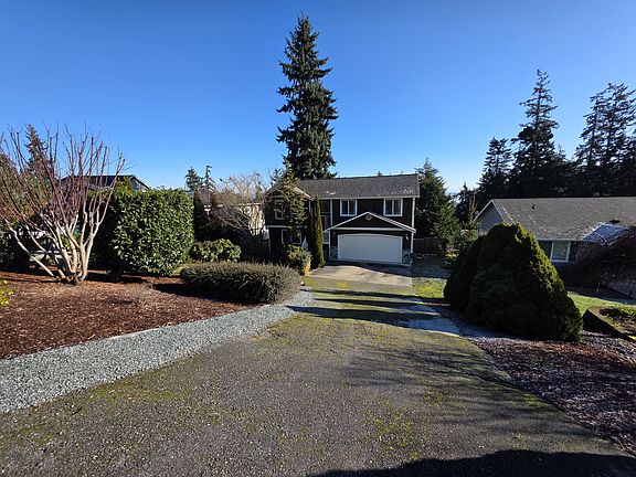2nd image of 1045 Coho Ln