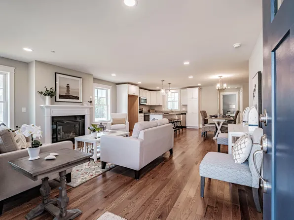 124 Falcon Crest Drive #40, Gorham, ME 04038