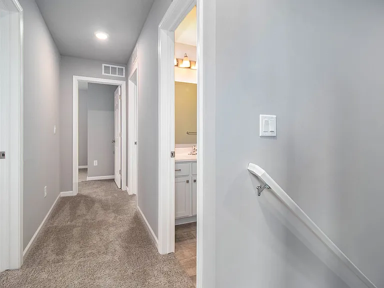 1624 Autumn Ridge Ln — Photo 16