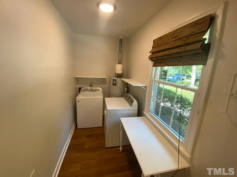 404 S Montreal Ct — Photo 32