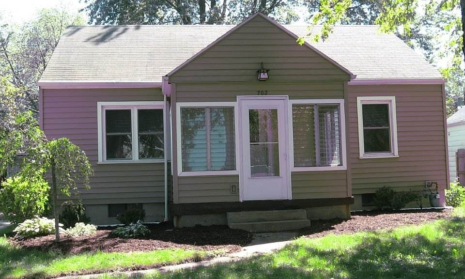1st image of 702 N McKenzie St