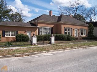 270 N Kennedy St, Metter, GA 30439