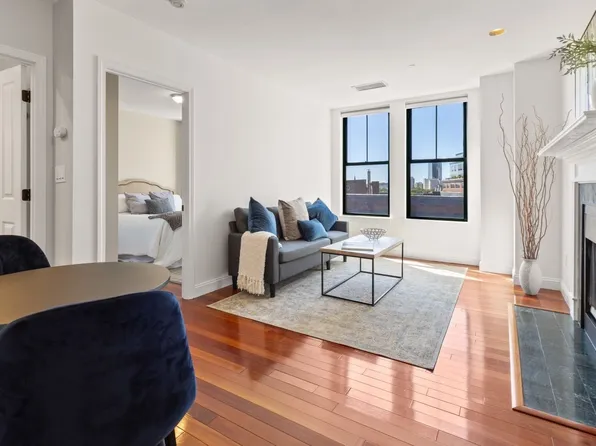 75 Clarendon St APT 607, Boston, MA 02116