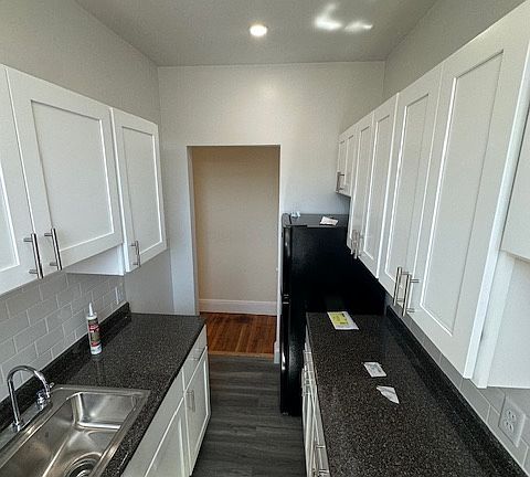 2nd image of 109 Brainerd Rd APT 12