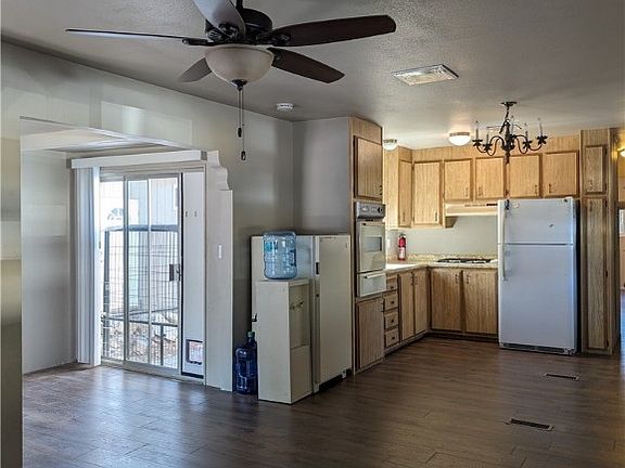 5th image of 391 Montclair Dr Spc 134