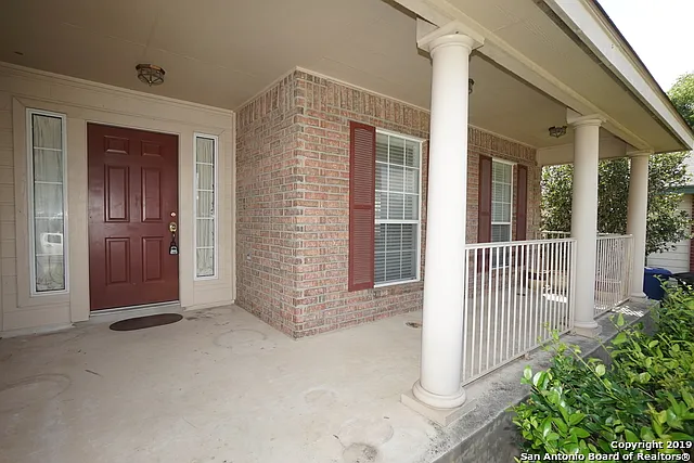 9803 Sandie — Photo 2